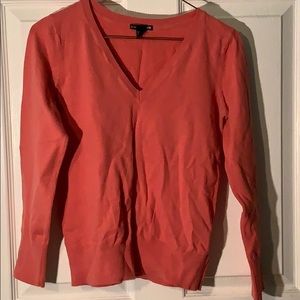 H & M V-neck sweater in peach size S